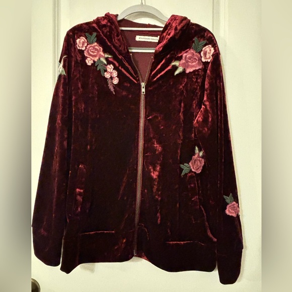 Embroidered Maroon/Burgandy Velvet Jacket - Picture 3 of 12